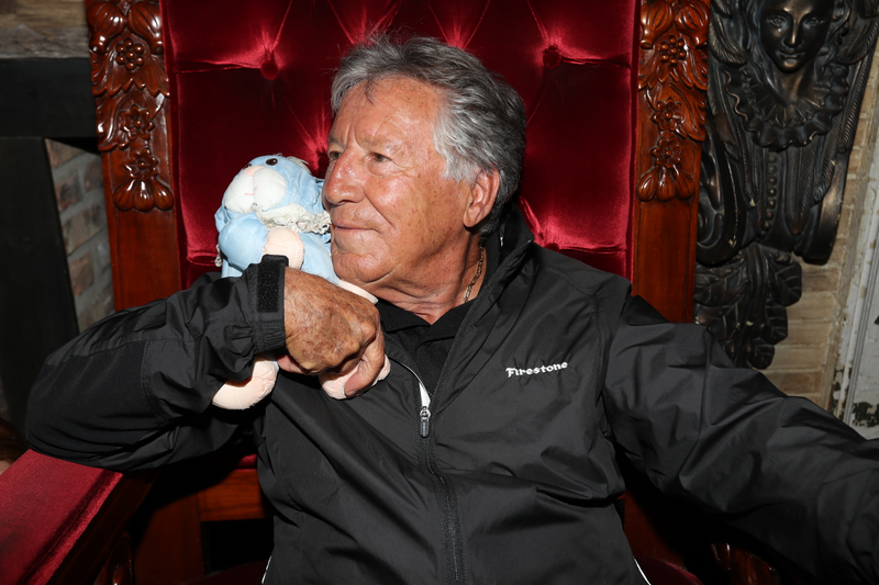 Illustration for article titled Thanks for Partying With Jalopnik, IndyCar and Mario Andretti on Saturday Night!